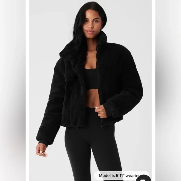 ALO Yoga Black Sherpa Puffer Jacket - Picture 2 of 8